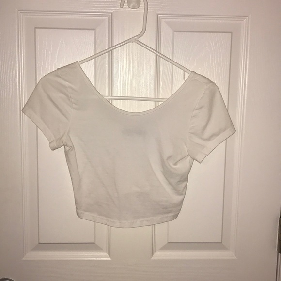 Brandy Melville cropped scoop neck top - Picture 1 of 3